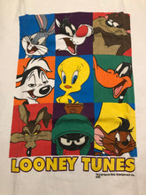 Load image into Gallery viewer, Looney Tunes 9 Panel L
